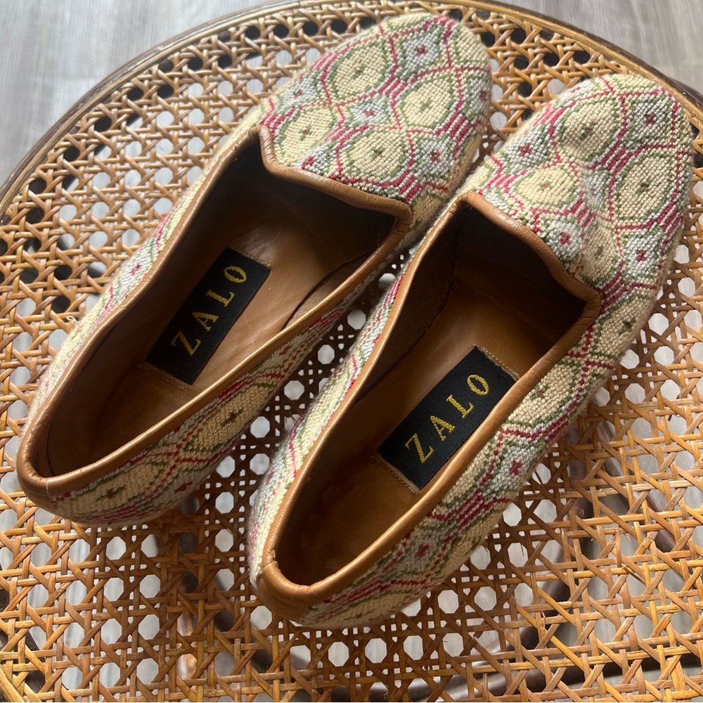 Vintage Zalo Needlepoint Geometrical Pattern Loafers Flats Size 6 Made In Spain - Picture 5 of 9